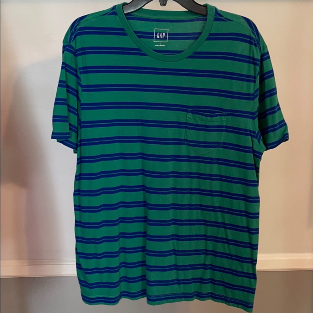 Men’s Gap Stripped Pocket Tee